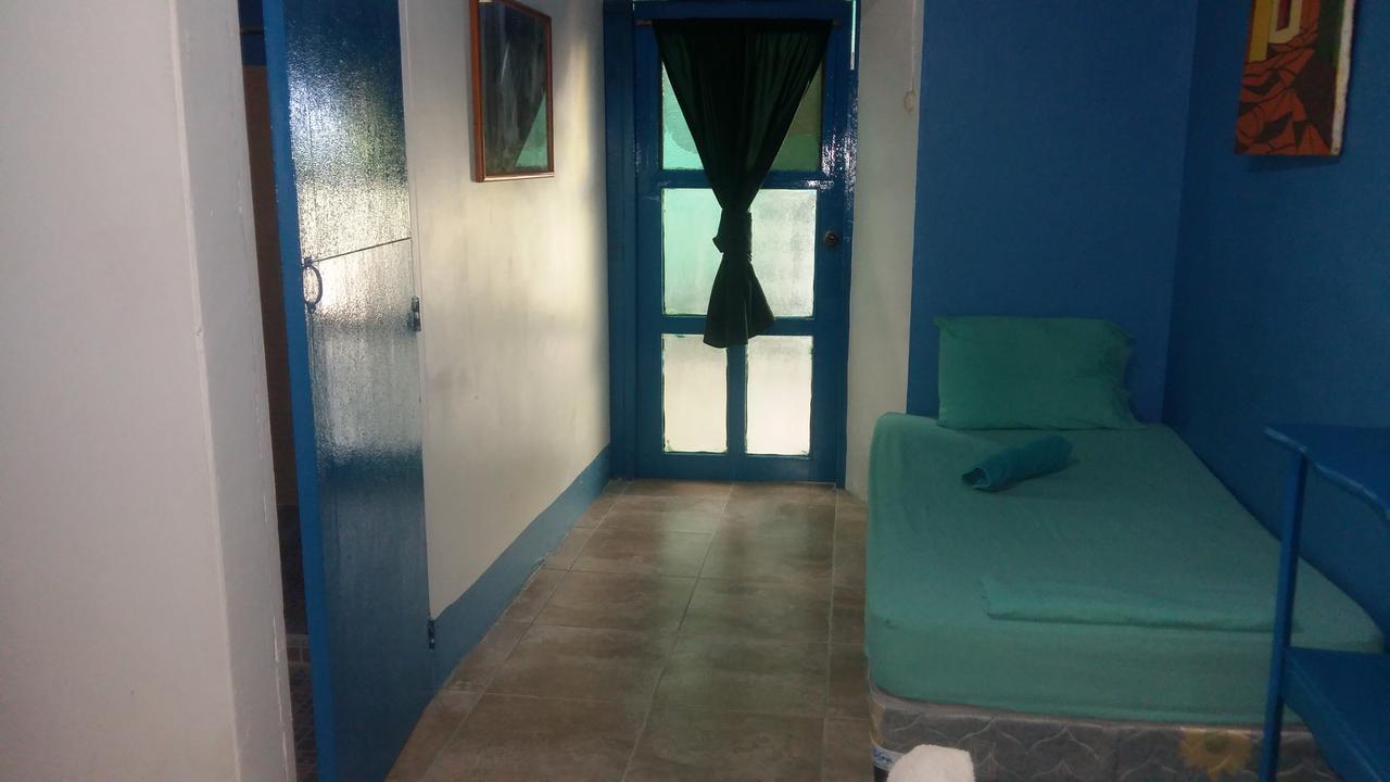 Hostal Mochilas Granada Zewnętrze zdjęcie