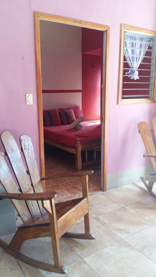 Hostal Mochilas Granada Zewnętrze zdjęcie