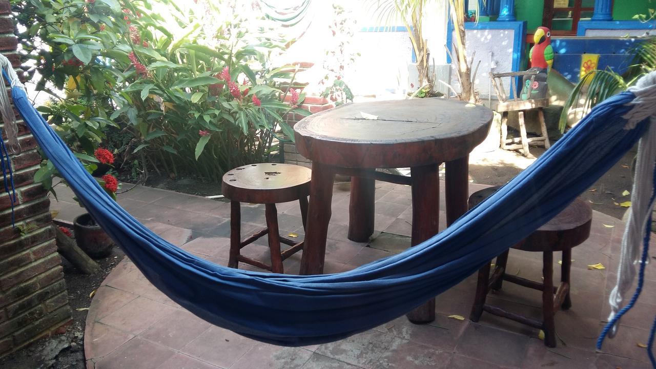 Hostal Mochilas Granada Zewnętrze zdjęcie