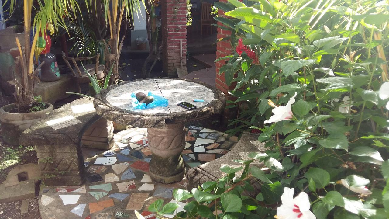 Hostal Mochilas Granada Zewnętrze zdjęcie